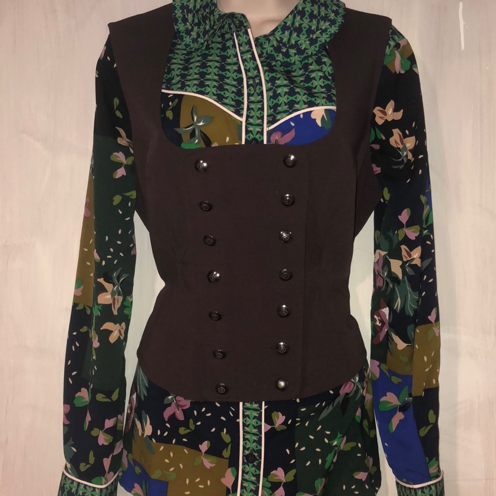 Brown Scoop-neck Button Vest